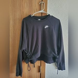 Womens Medium Nike black cropped sweatshirt